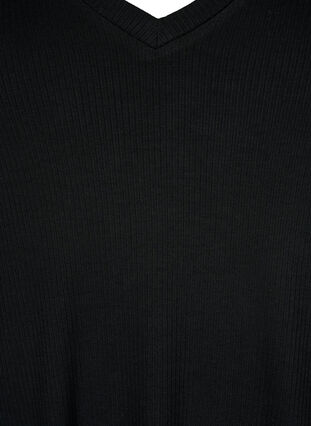 T-shirt en viscose côtelée avec col en V, Black, Packshot image number 2