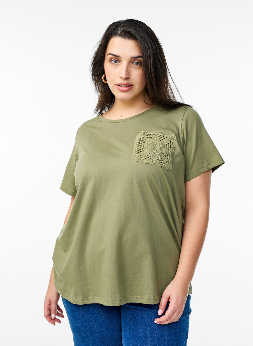 T-shirt en coton biologique avec poche de poitrine, Vert, Model image number 0