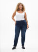Jean coupe slim à taille standard, Dark Blue, Model image number 0