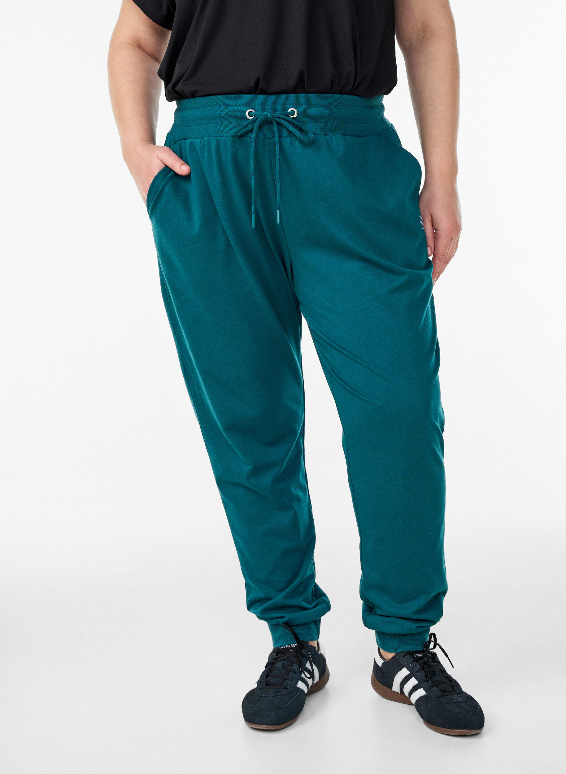 Pantalon de surv&ecirc;tement ample avec poches, Vert, Model