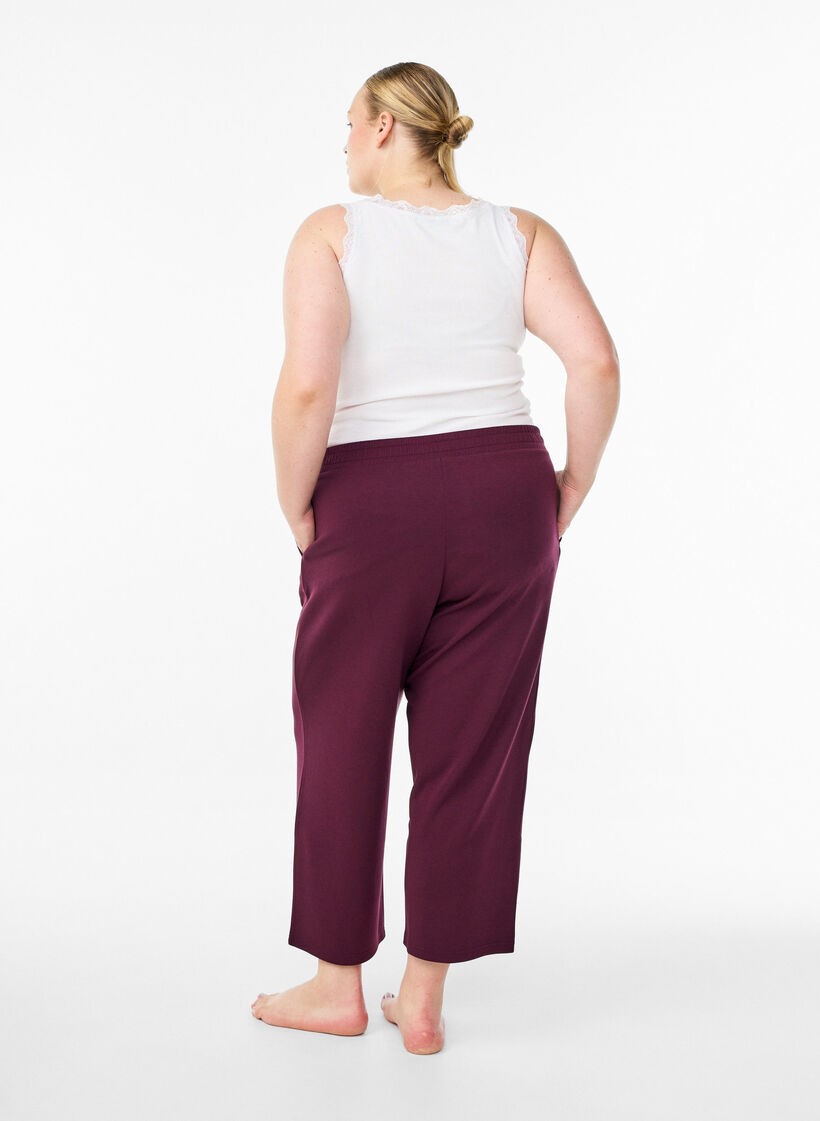 Pantalon 7/8 en modal mélangé avec poches, Bordeaux foncé, Model image number 1