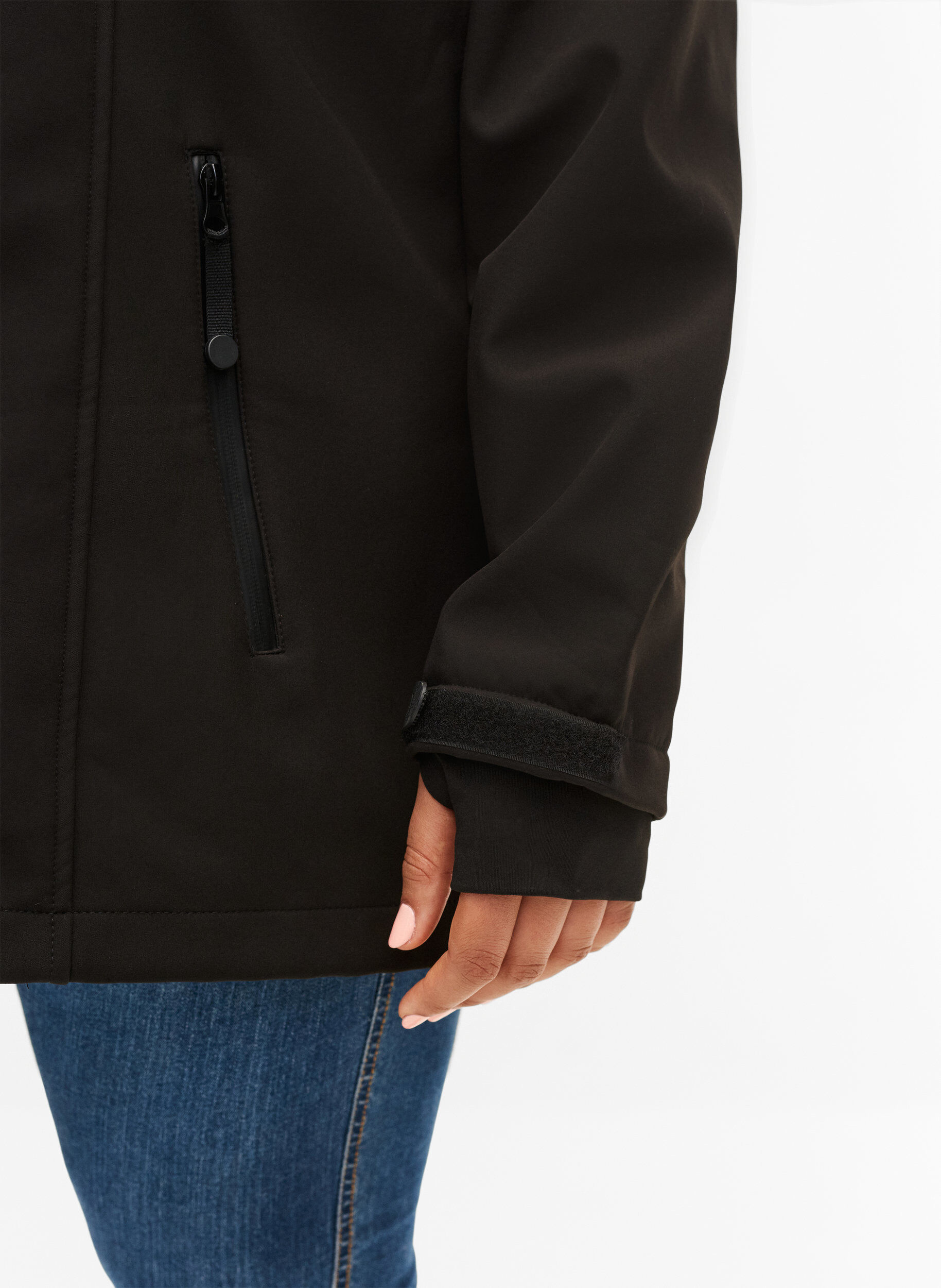 ZizziVeste softshell courte avec capuche amovible, Noir, Model image number 3