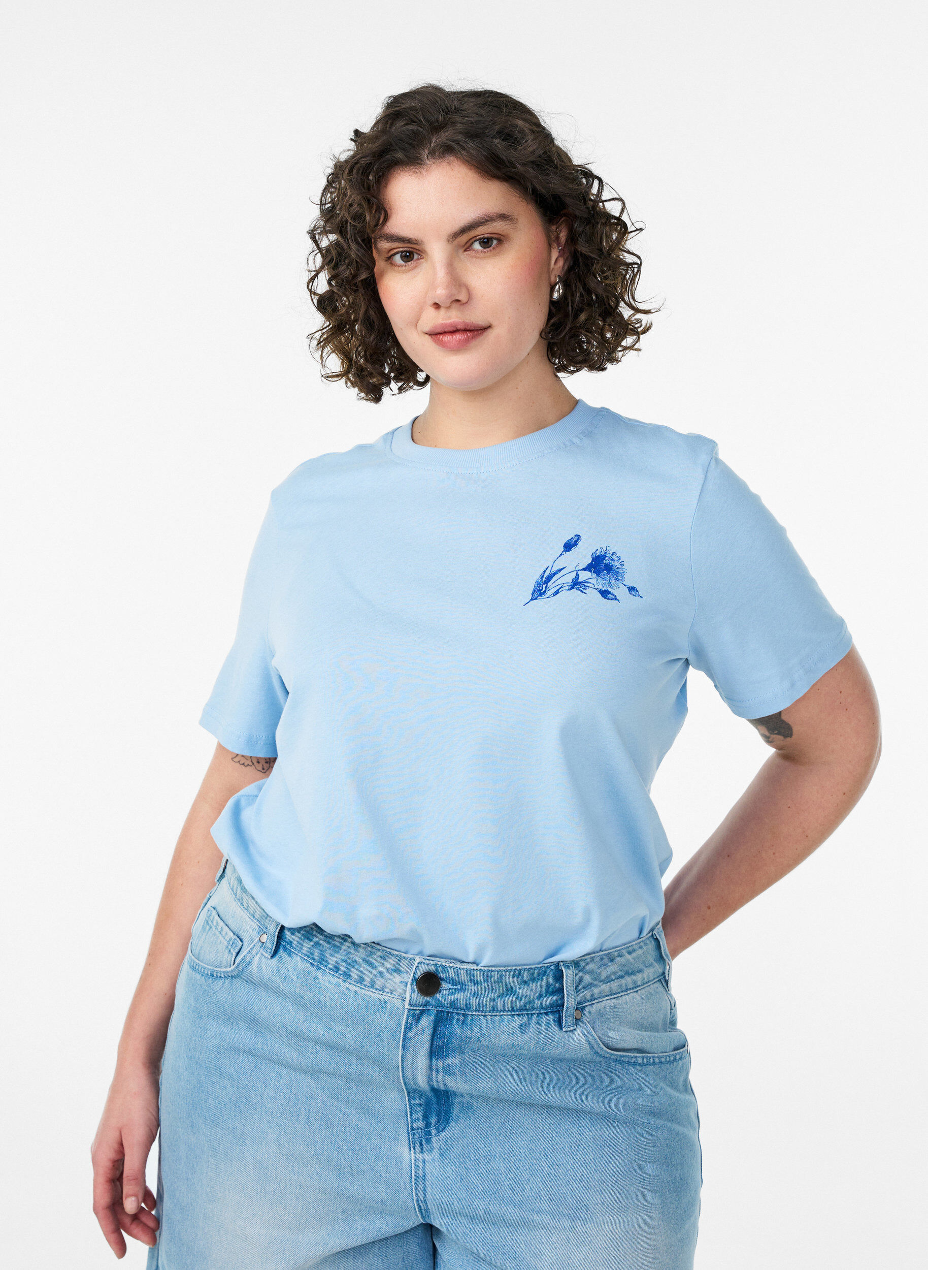 T-shirt en coton avec imprim&eacute;, Bleu Clair, Model