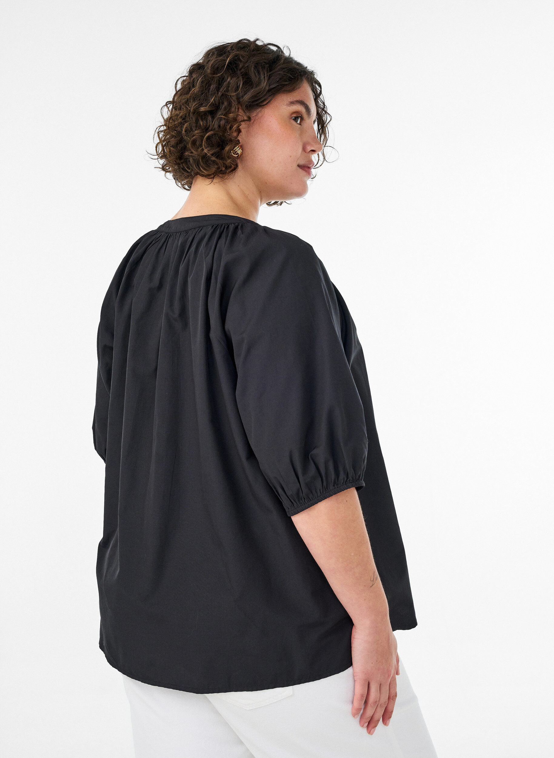 ZizziChemisier avec fermeture boutonn&eacute;e et ceinture &agrave; nouer, Noir, Model image number 2
