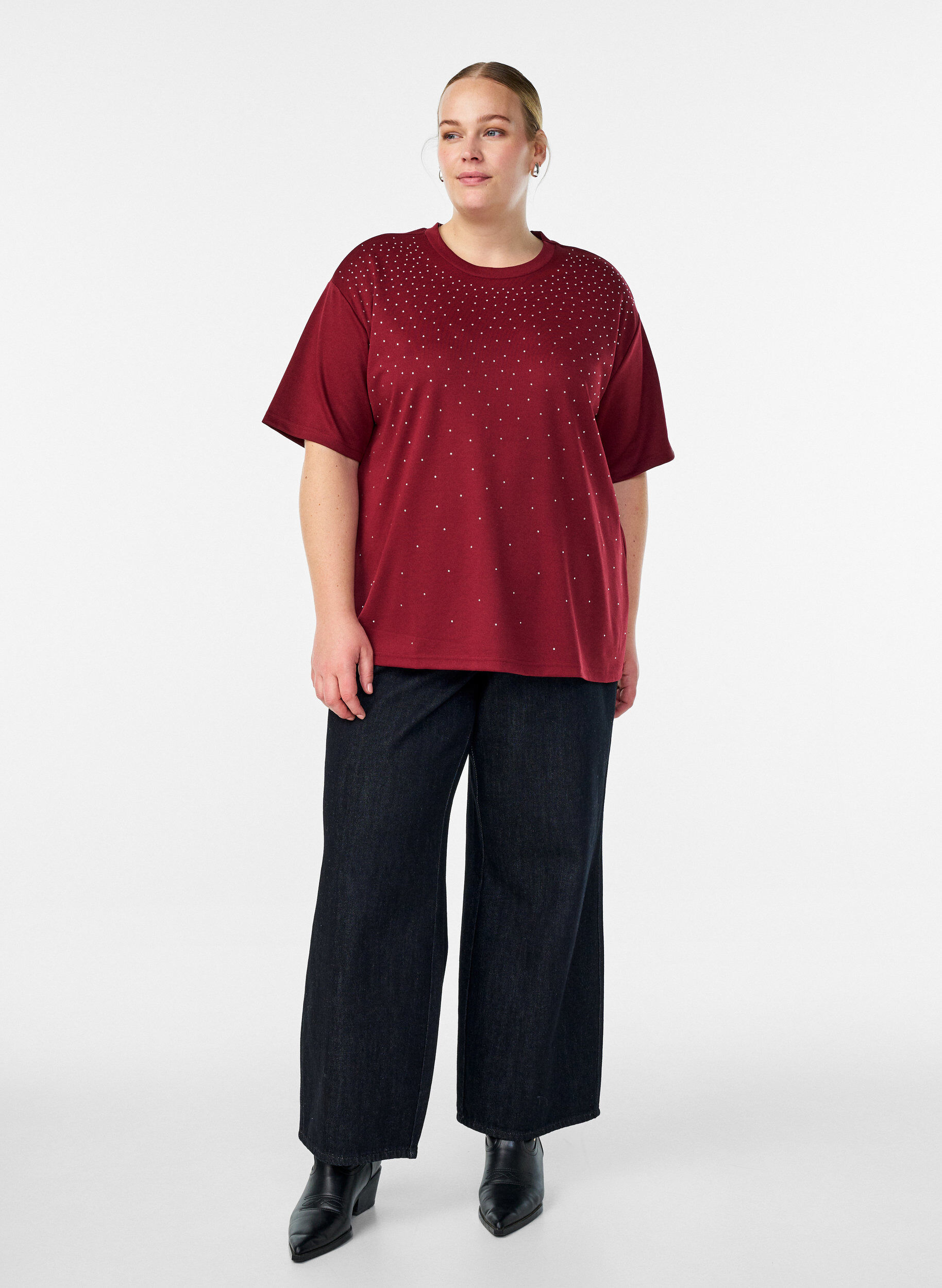 ZizziT-shirt avec strass et col rond, Bordeaux fonc&eacute;, Model image number 1