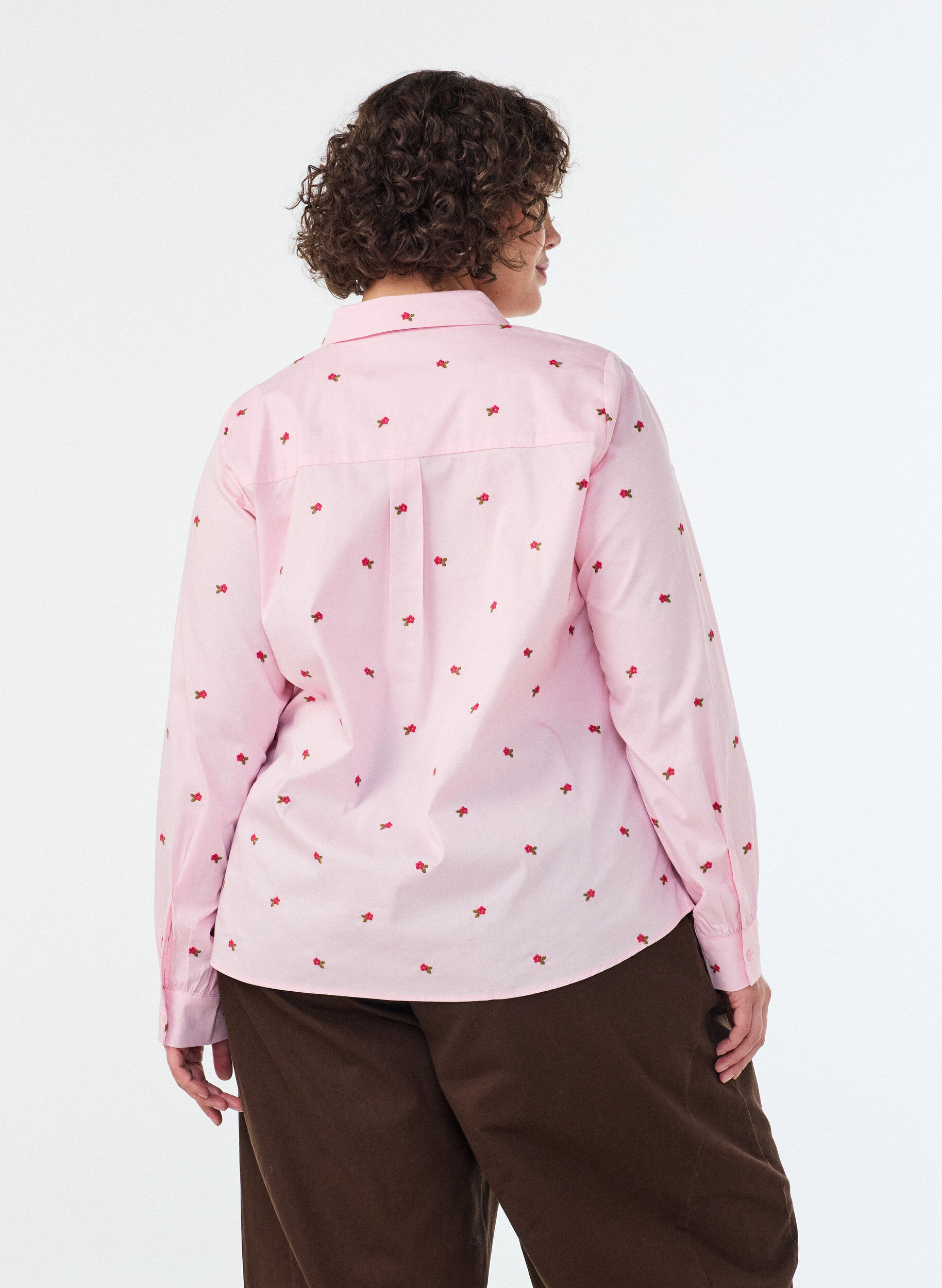 ZizziChemise avec cerises brod&eacute;es, Rose, Model image number 2