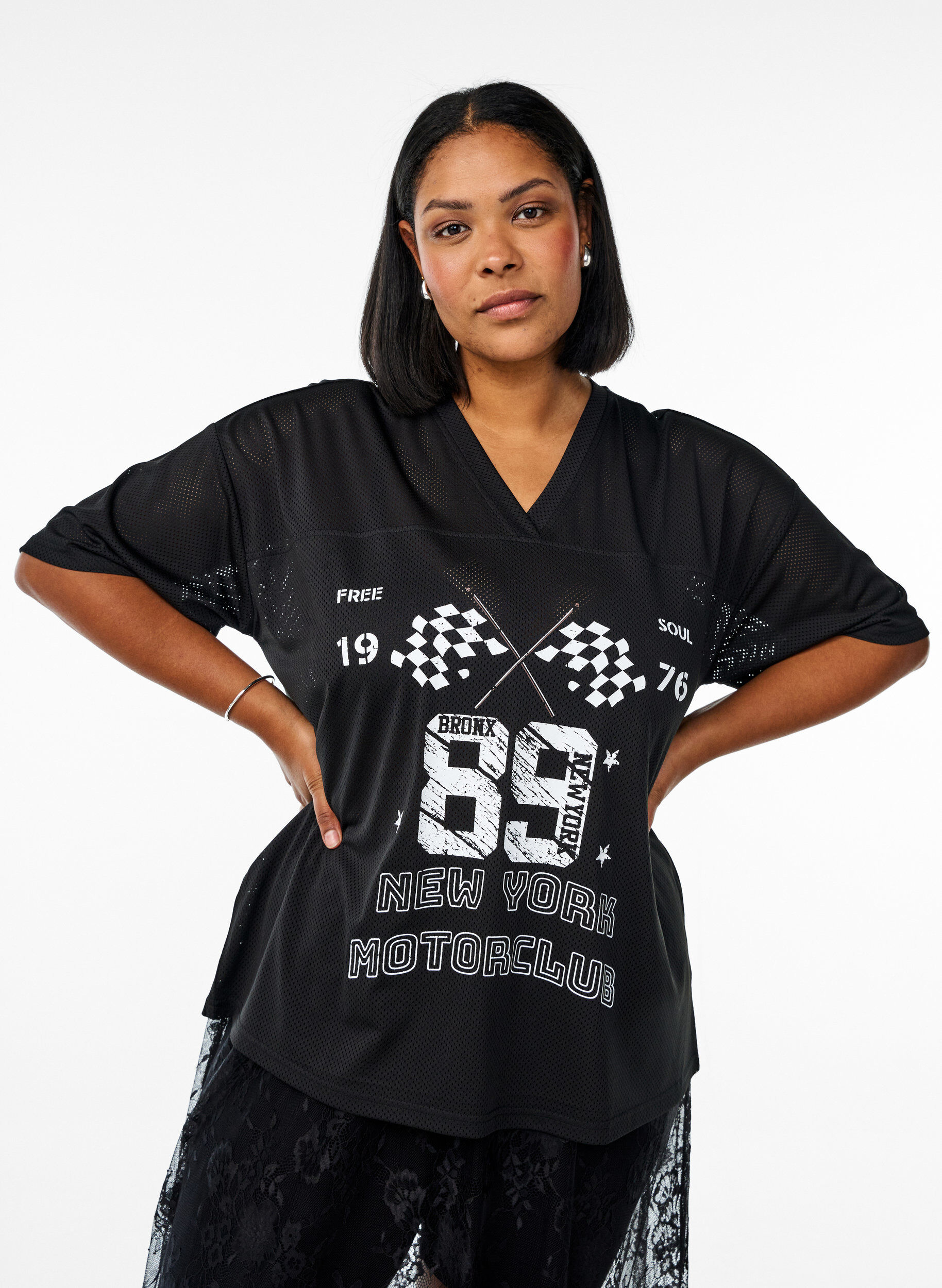 Zizzi T-shirt sport avec imprim&eacute; devant, Black, Model image number 0
