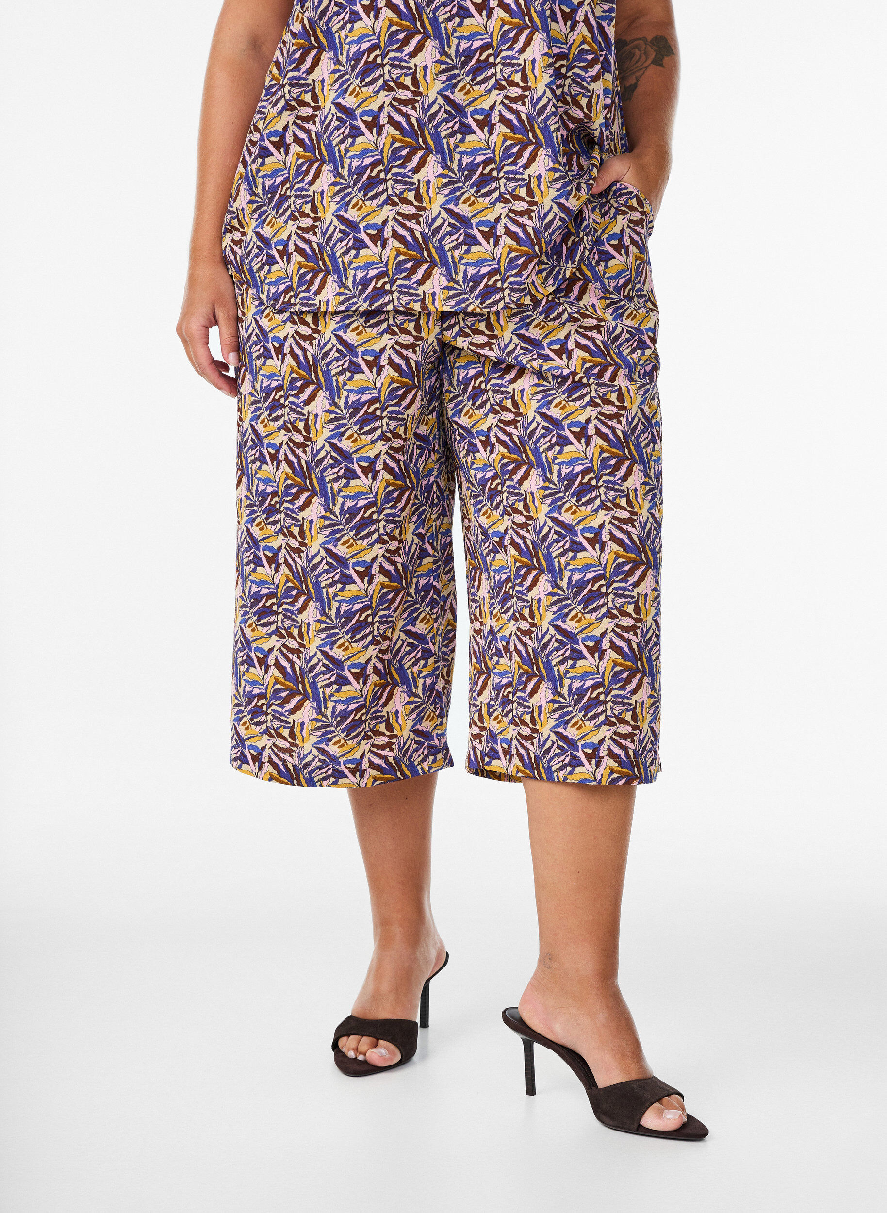 ZizziPantalon ample avec imprim&eacute;, Beige, Model image number 2