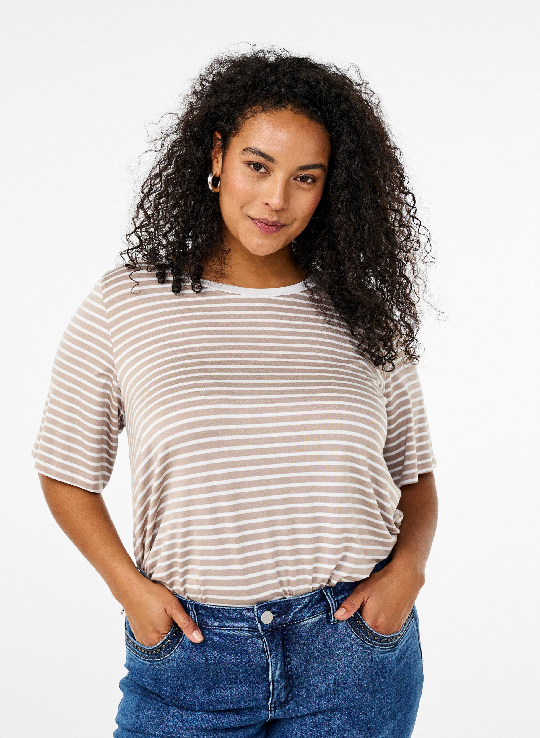 Zizzi T-shirt en TENCEL&trade; Lyocell &agrave; rayures, Beige, Model image number 0
