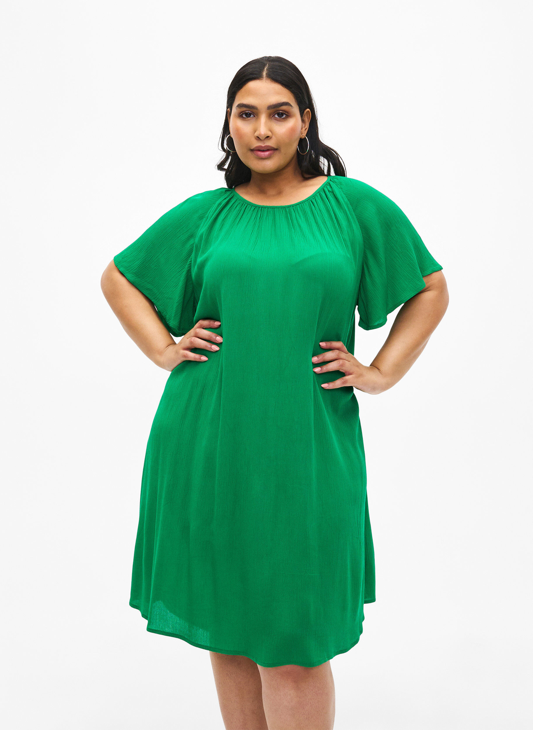 Zizzi Robe en viscose &agrave; manches courtes, Jolly Green, Model image number 0