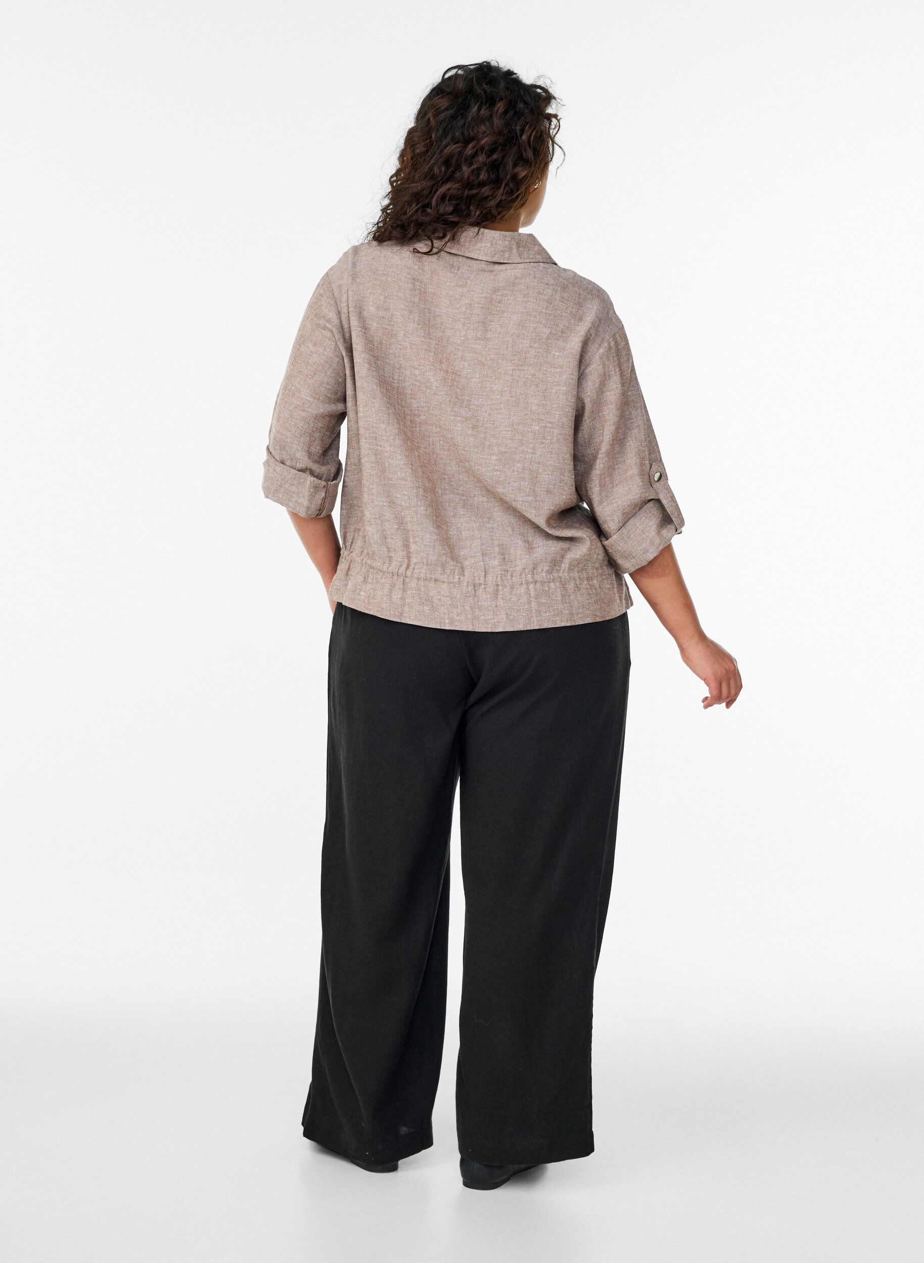 Zizzi Pantalon ample en lin et viscose, Noir, Model image number 1