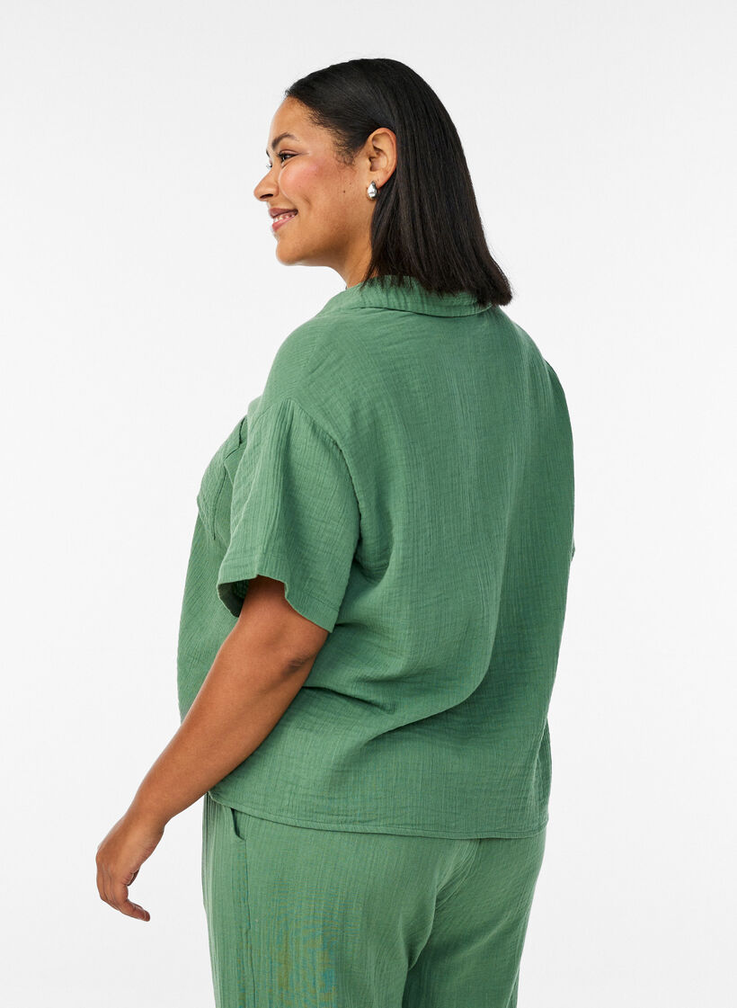 Blouse en mousseline de coton &agrave; manches courtes, Vert, Model image number 2