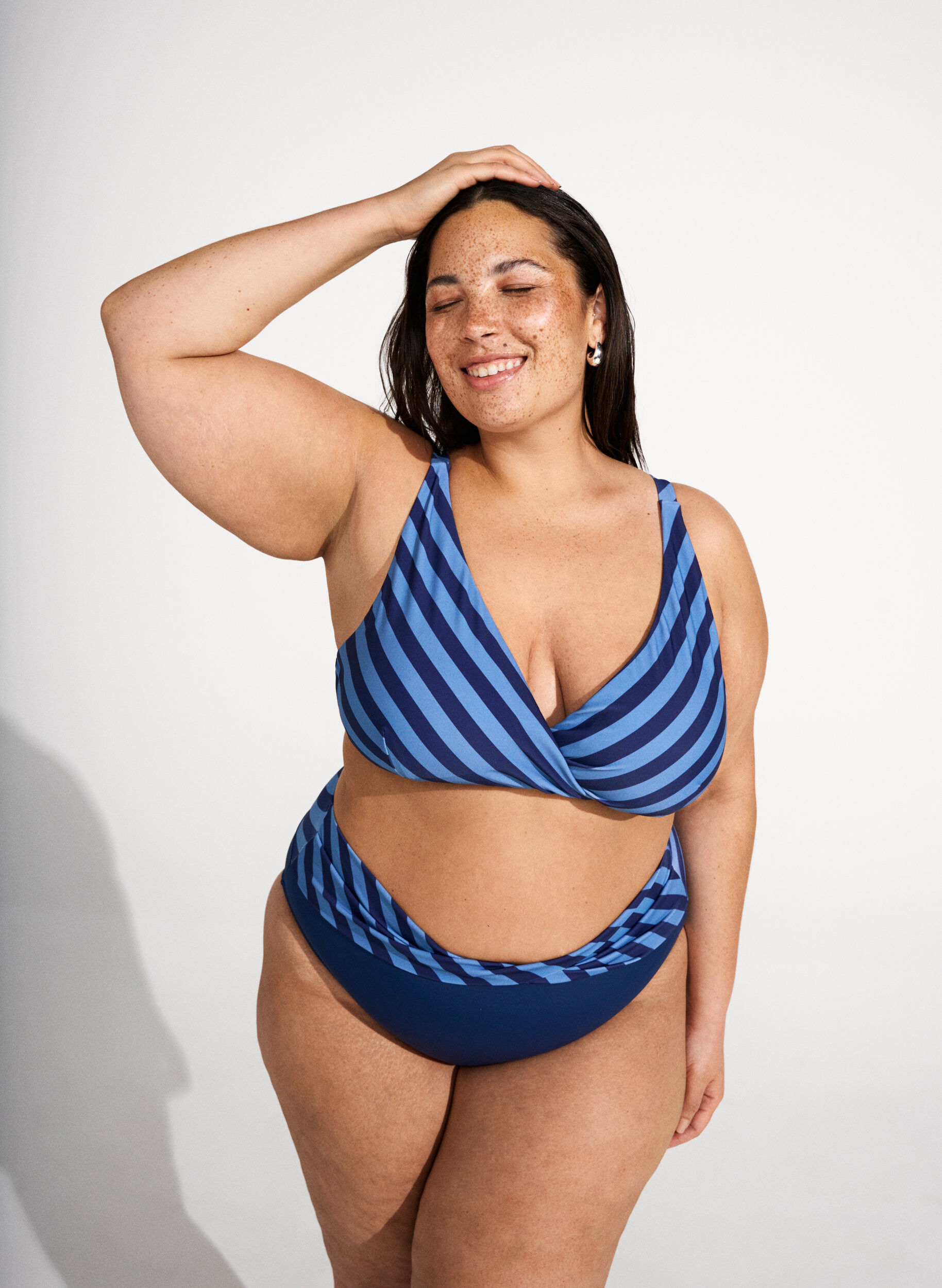 ZizziBas de bikini avec d&eacute;tails cache-c&oelig;ur, Bleu, Image image number 0