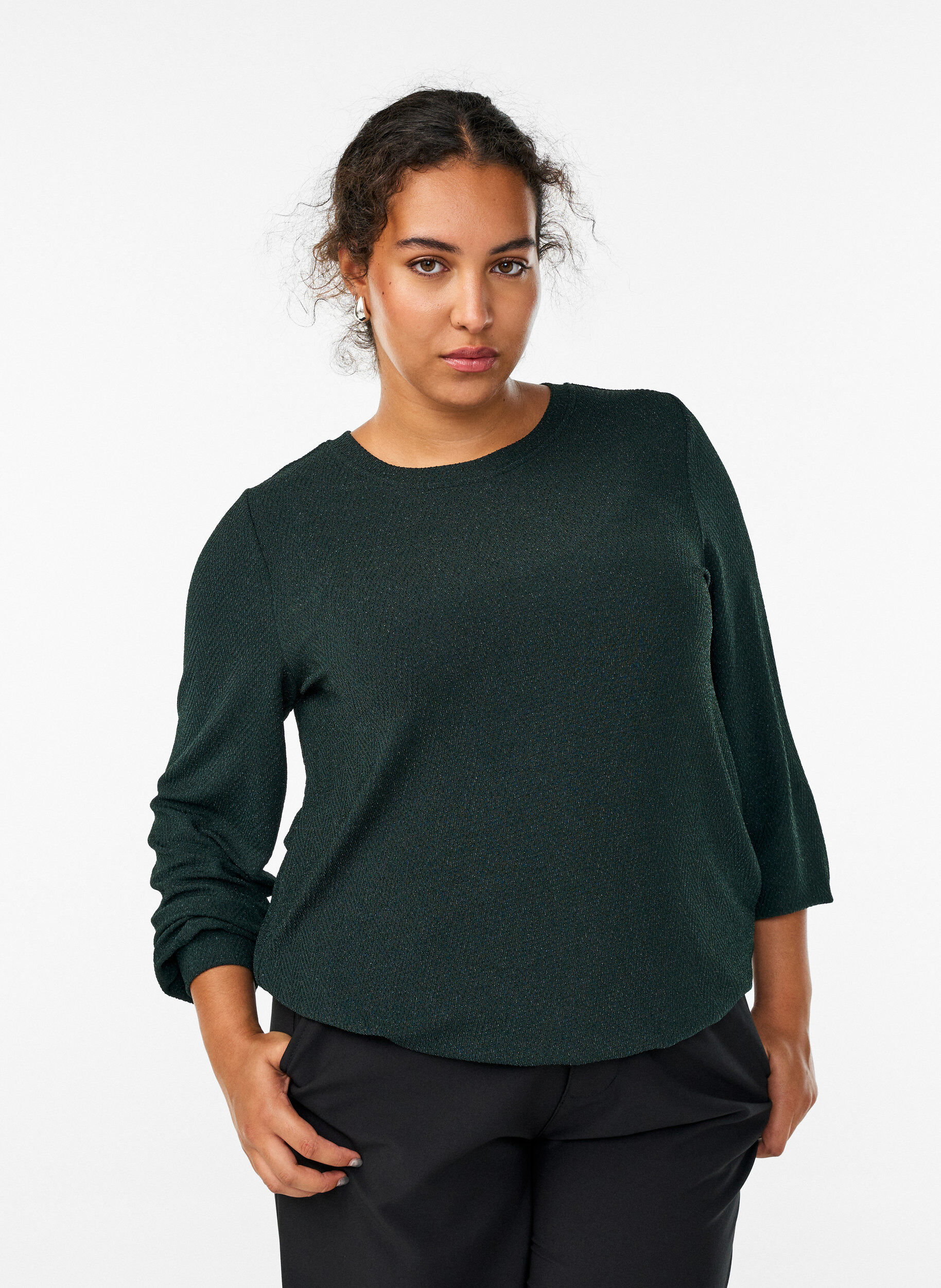 Blouse avec motif &agrave; chevrons et fil paillet&eacute;, Vert fonc&eacute;, Model