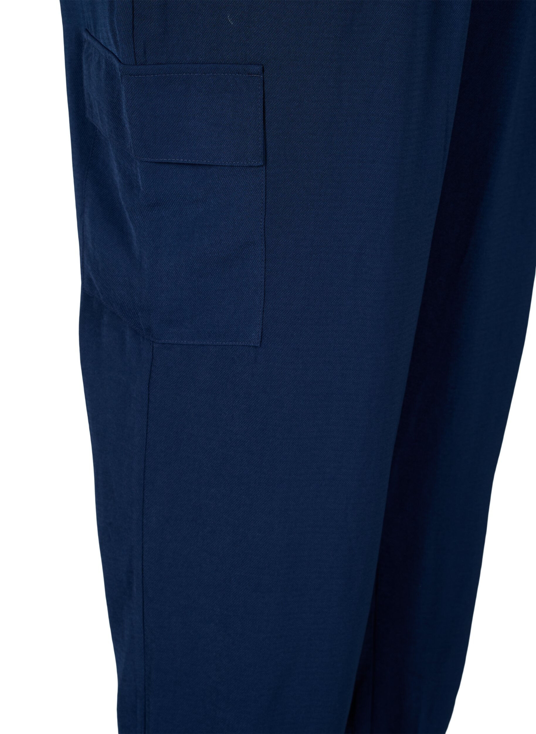Zizzi Pantalon &agrave; poches cargo, Navy Blazer, Packshot image number 3
