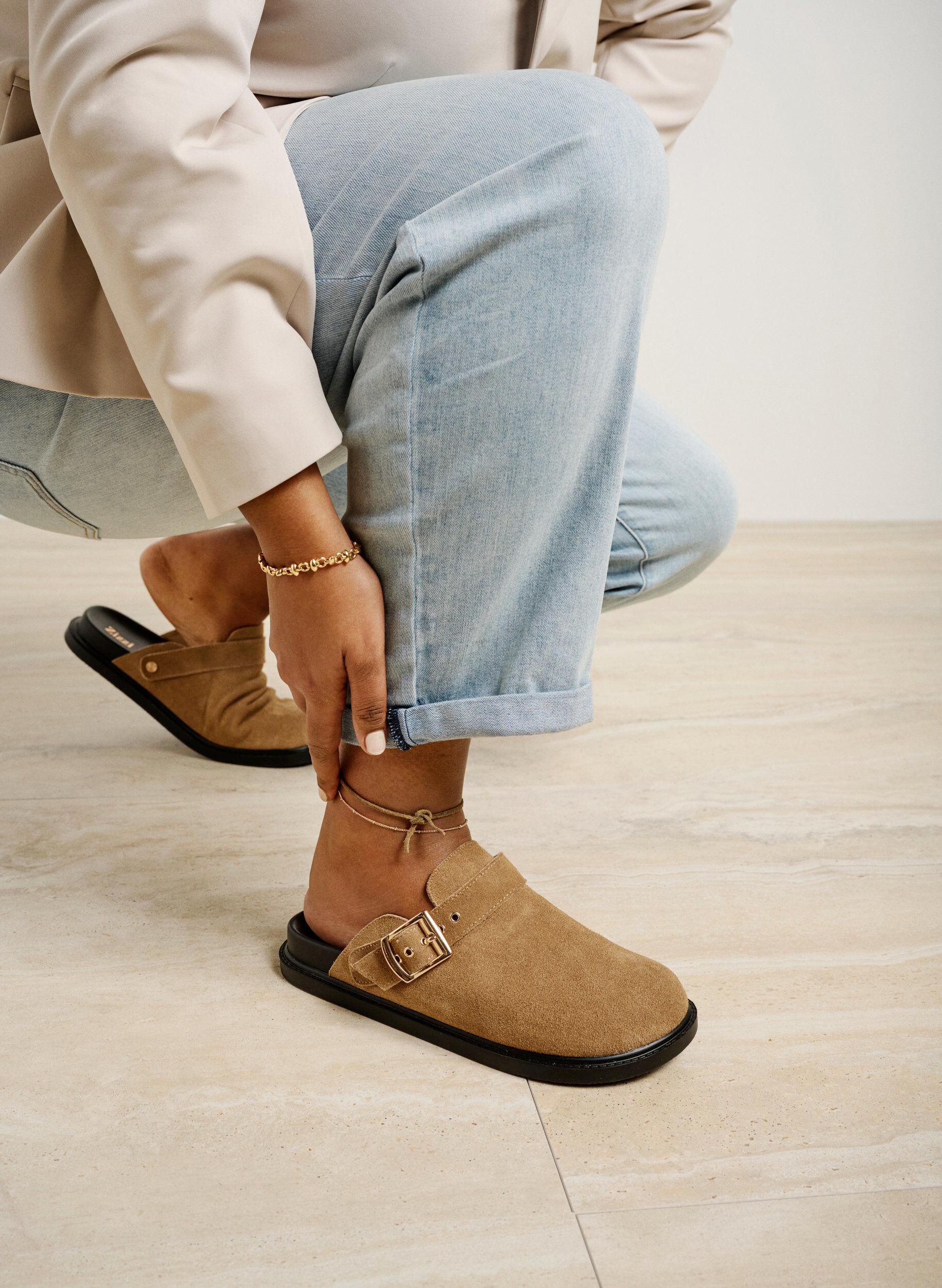 Zizzi Sabots larges en daim, Woodsmoke, Image image number 1