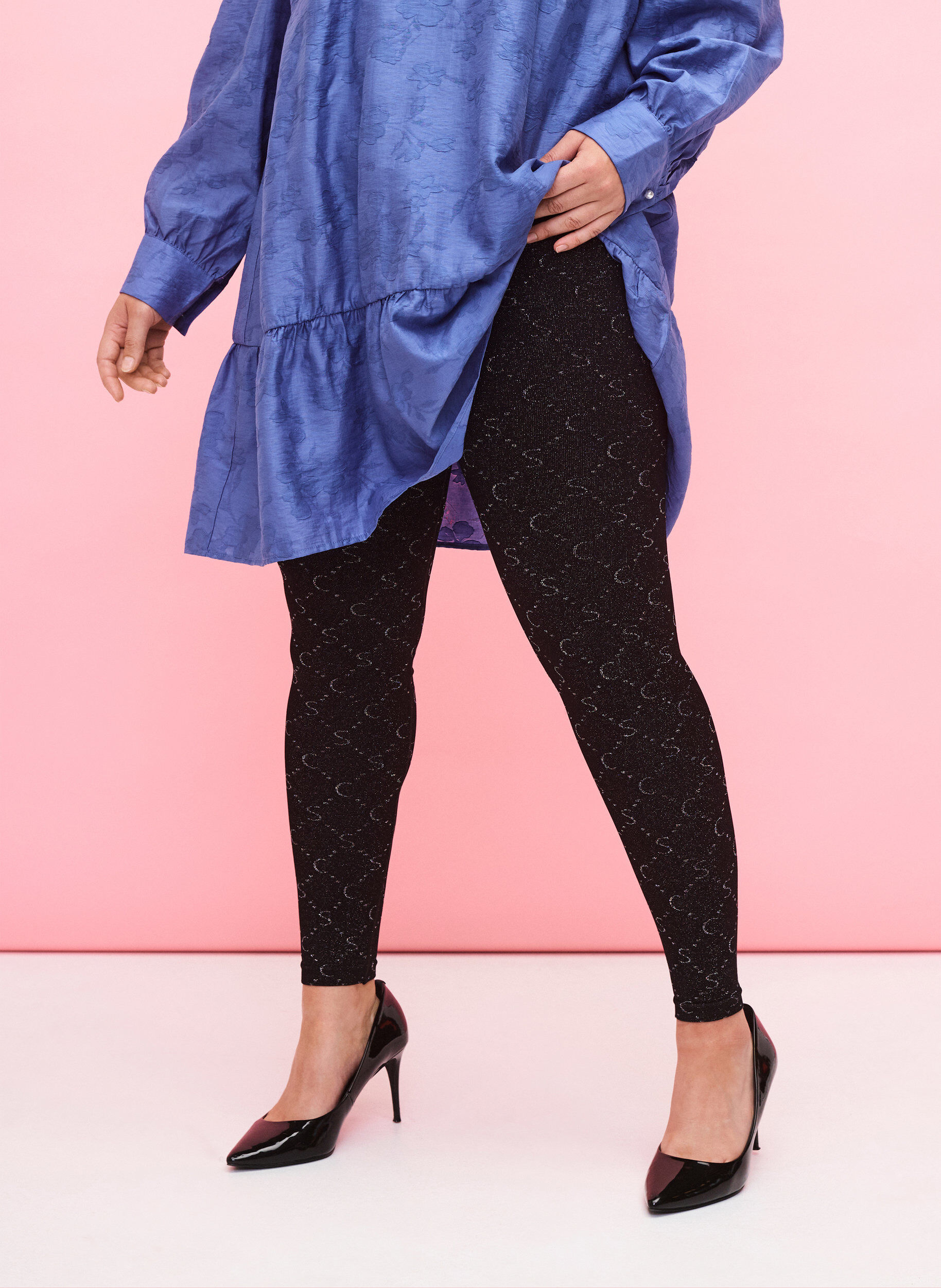 Zizzi Leggings sans couture avec motif argent&eacute;, Black, Model image number 0