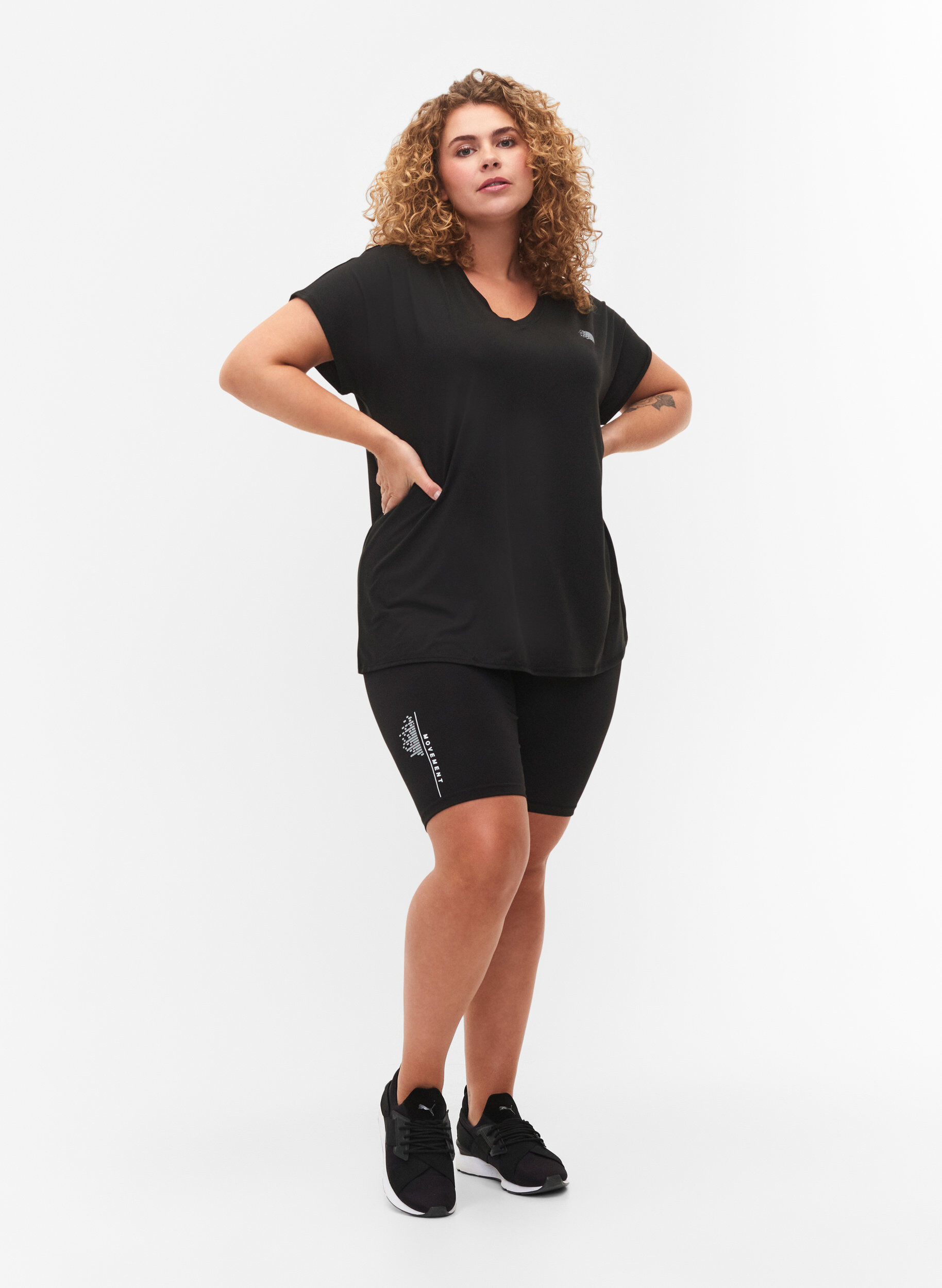 Zizzi Short d'entra&icirc;nement moulant avec logo, Black, Model image number 2