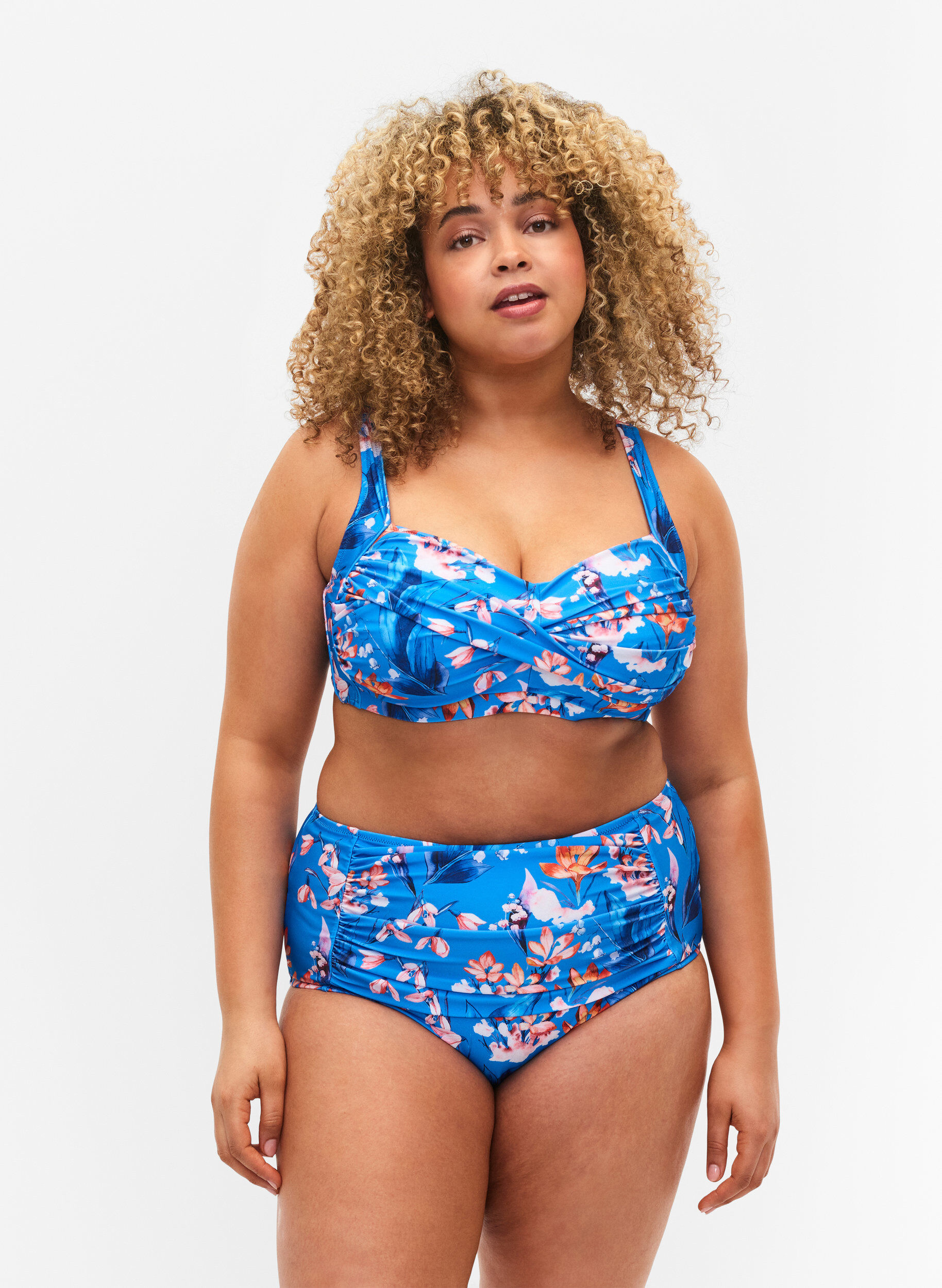 Zizzi Bas de bikini taille extra haute avec imprim&eacute;, Bleu, Model image number 0