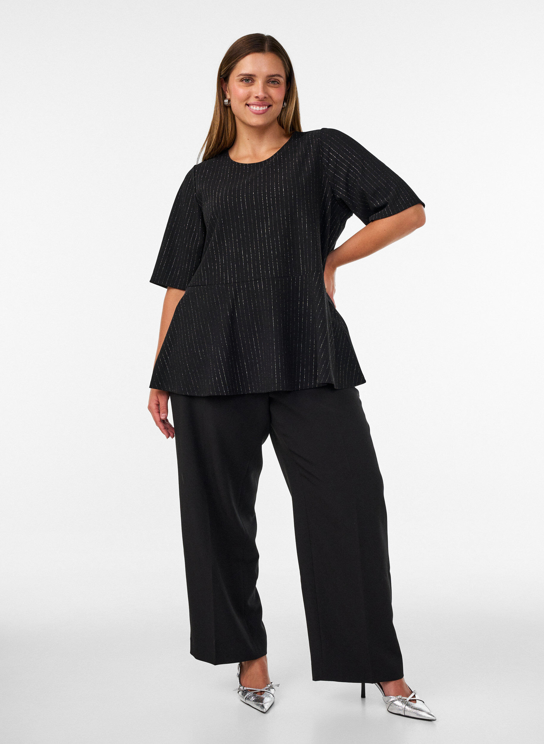 ZizziBlouse p&eacute;plum avec rayures paillet&eacute;es, Noir, Model image number 1