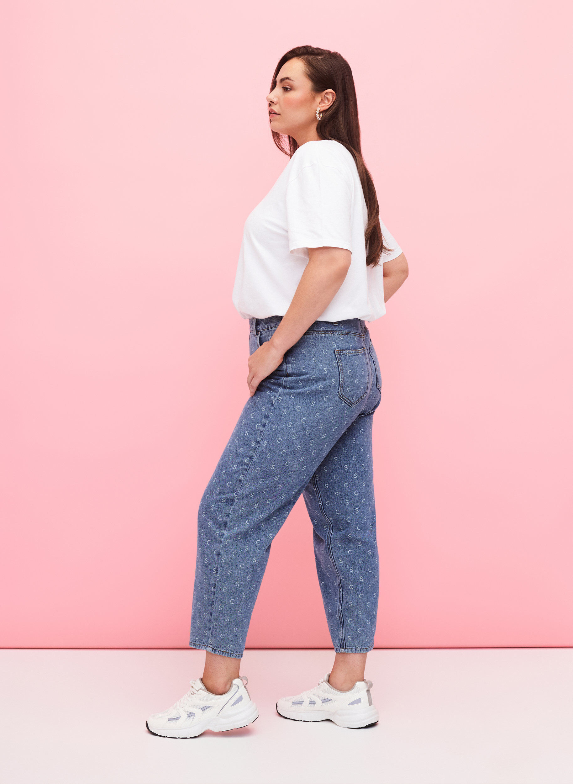 Zizzi Jean coupe femme raccourci avec imprim&eacute; et taille haute, Blue denim, Model image number 3