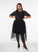 Jupe midi en tulle avec des c&oelig;urs, Noir, Model image number 1