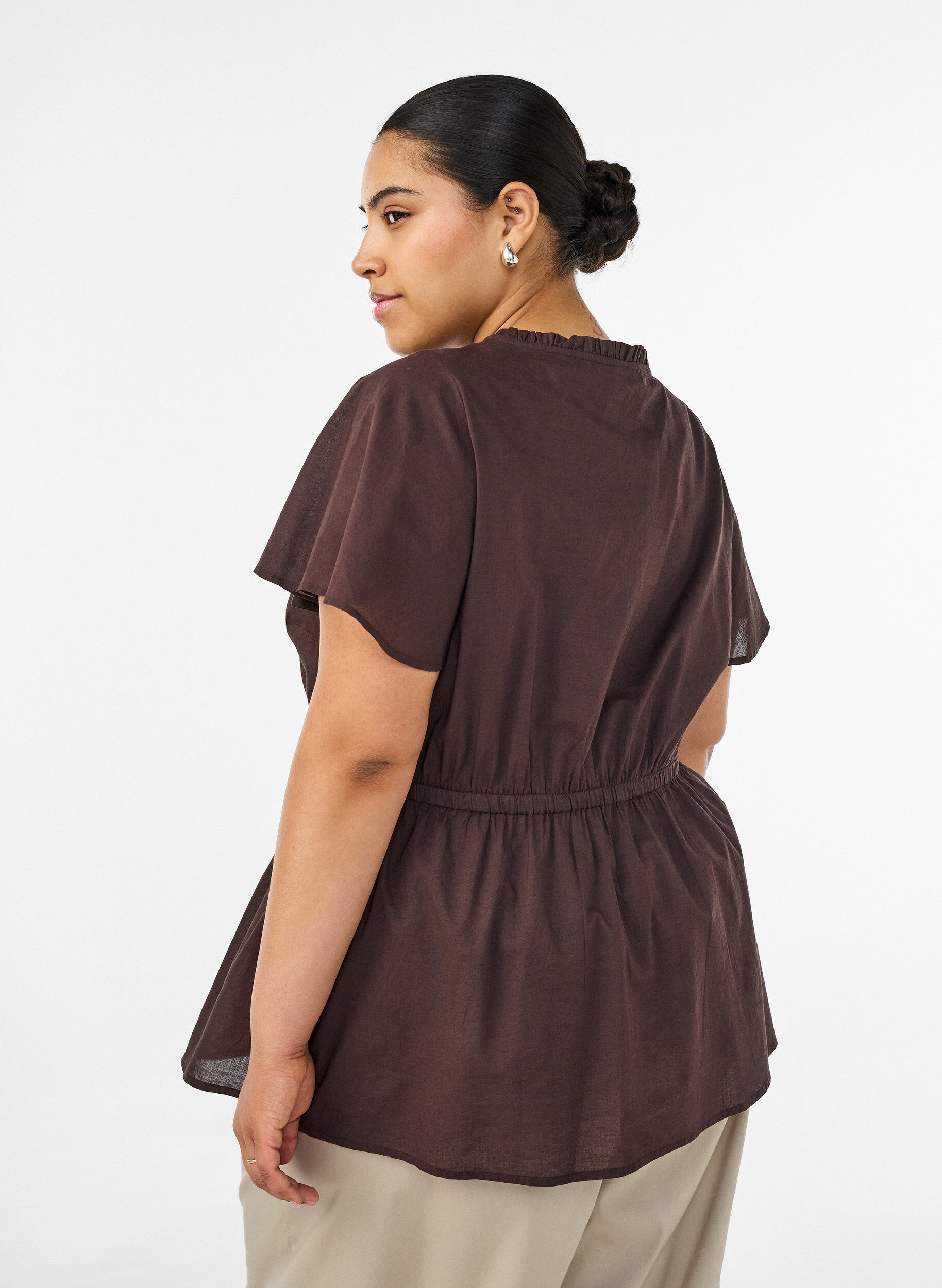 ZizziBlouse en coton avec lien &agrave; nouer et taille &eacute;lastiqu&eacute;e, Marron, Model image number 2