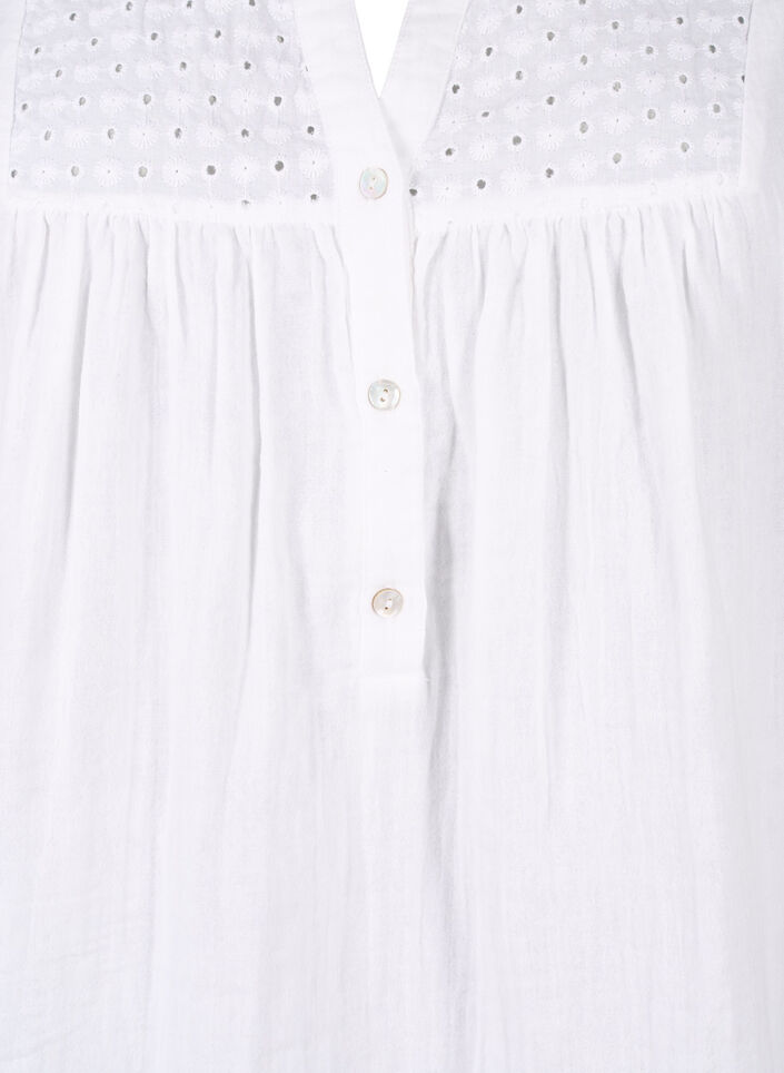 Chemisier en coton à broderie anglaise et manches 3/4, Bright White, Packshot image number 2