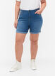 Short en jean à taille haute et coupe ajustée, Medium Blue Denim, Model image number 2