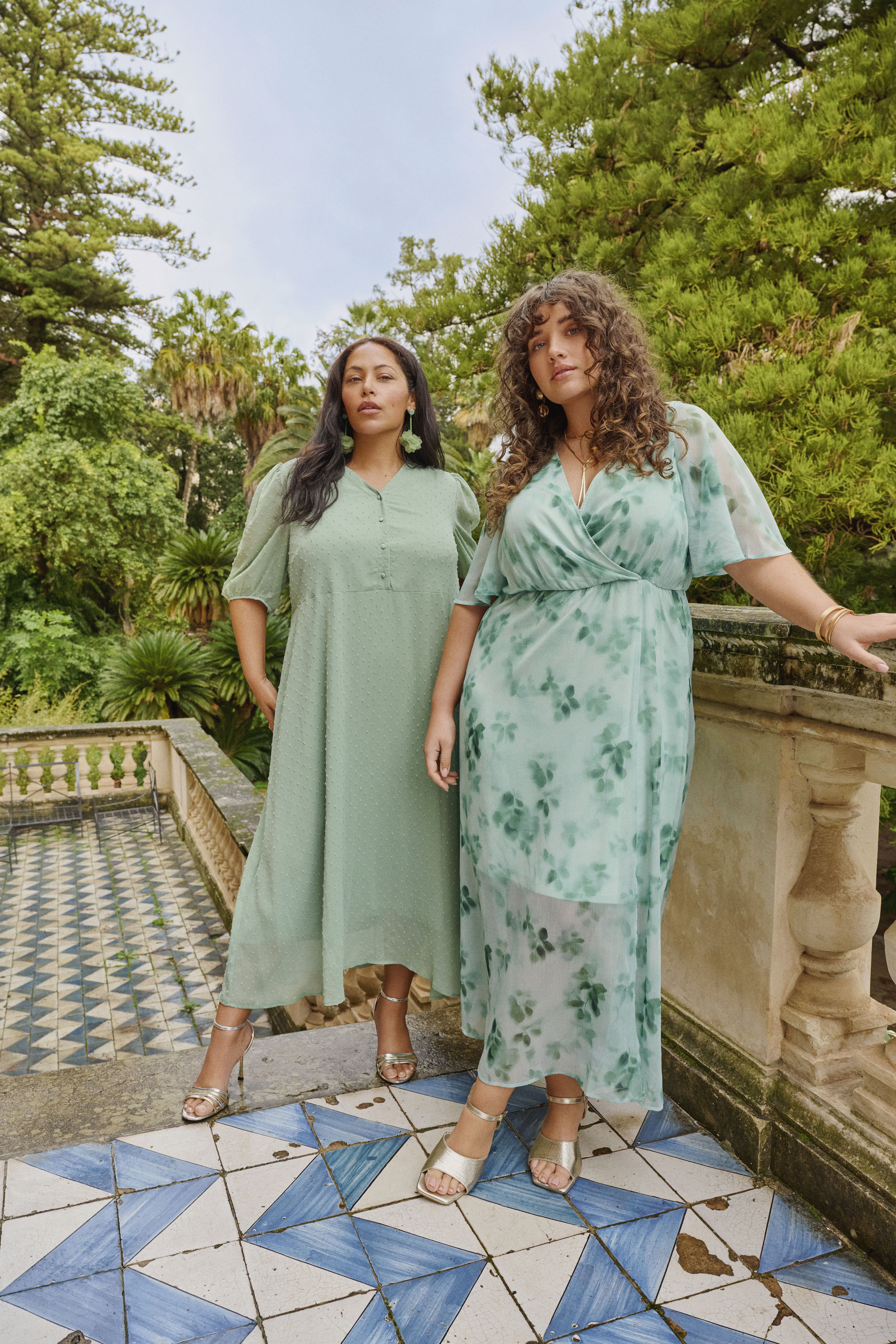 Zizzi Nuances de vert, , Model