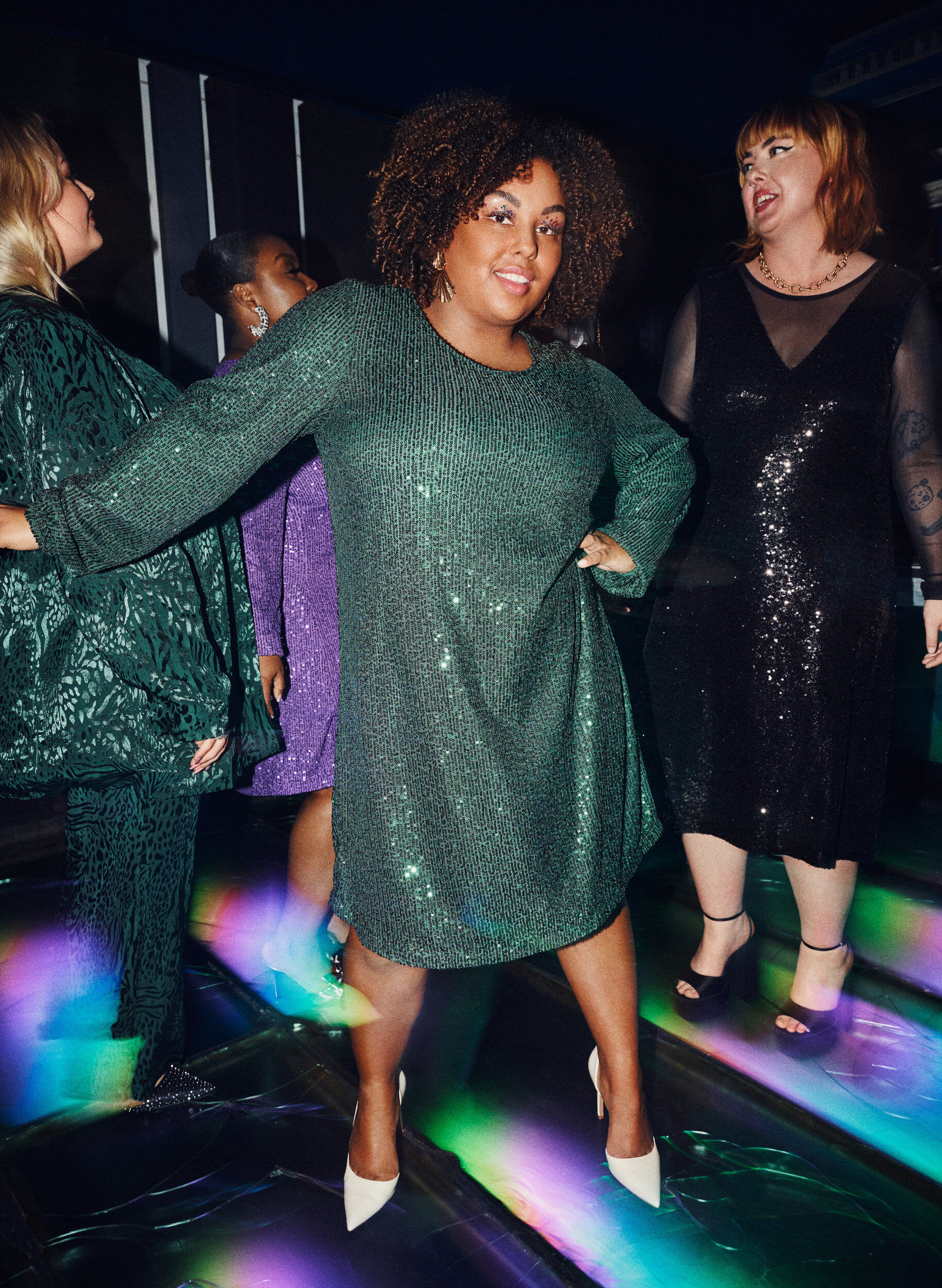 Zizzi Robe courte &agrave; sequins et manches longues, Scarab, Image image number 0