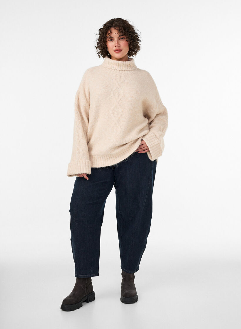 Pull &agrave; col roul&eacute; et torsades, Vanille, Model image number 1