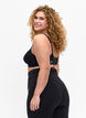 CORE, HIGH SUPPORT WIRE BRA - Soutien-gorge de sport avec armature, Noir, Model image number 2