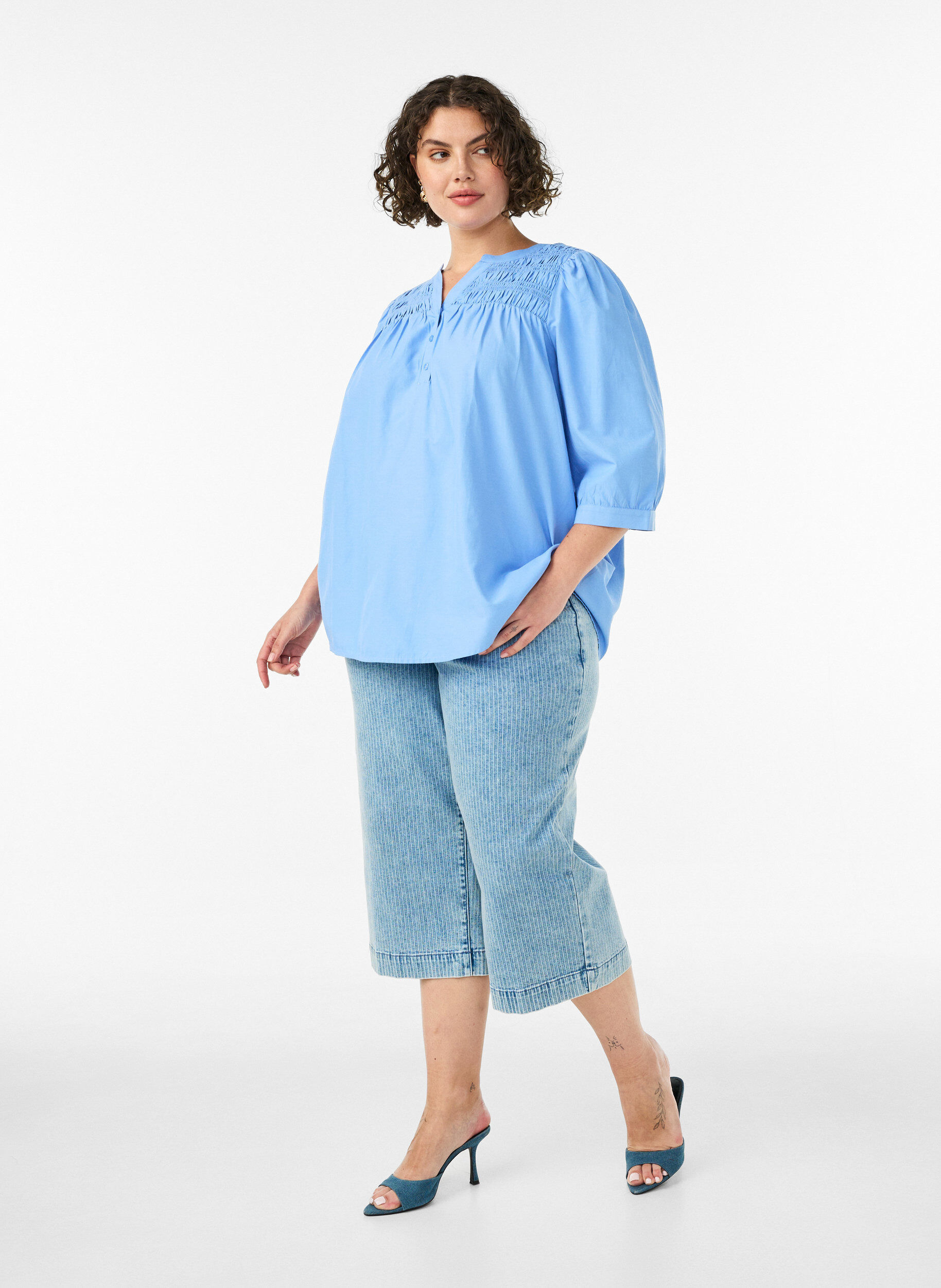ZizziBlouse avec smock et manches 3/4, Bleu, Model image number 1