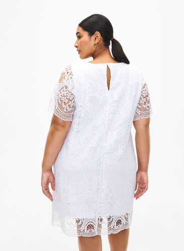 Robe de soirée en dentelle à manches courtes, Bright White, Model image number 1