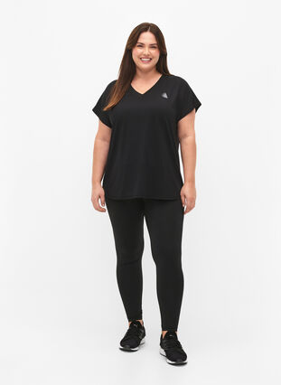 T-shirt de sport avec col en V, Black, Model image number 2