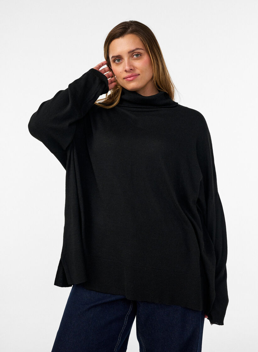 Pull &agrave; col roul&eacute; &agrave; coupe ample, Noir, Model image number 0