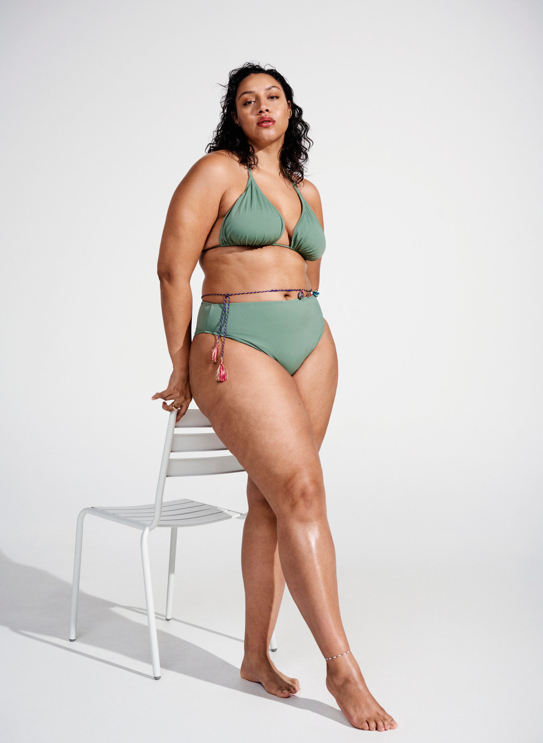 Zizzi Culotte de bikini Tai &agrave; taille r&eacute;guli&egrave;re, Vert clair, Image image number 0