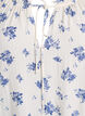Blouse en viscose &agrave; fleurs avec manches mi-longues, Blanc, Packshot image number 2