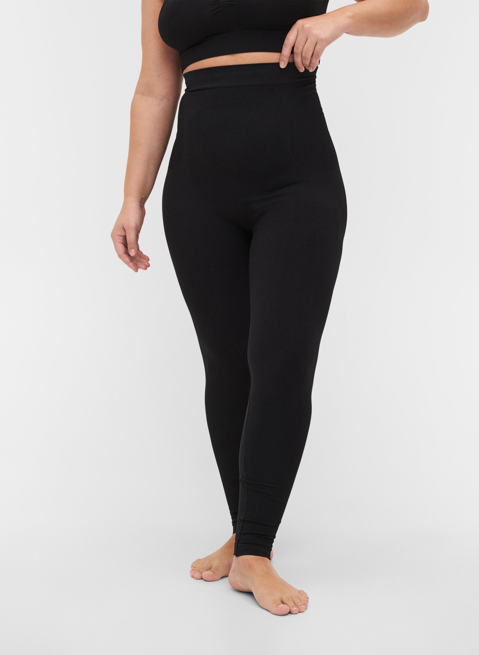 Zizzi Legging gainant taille haute, Black, Model image number 2
