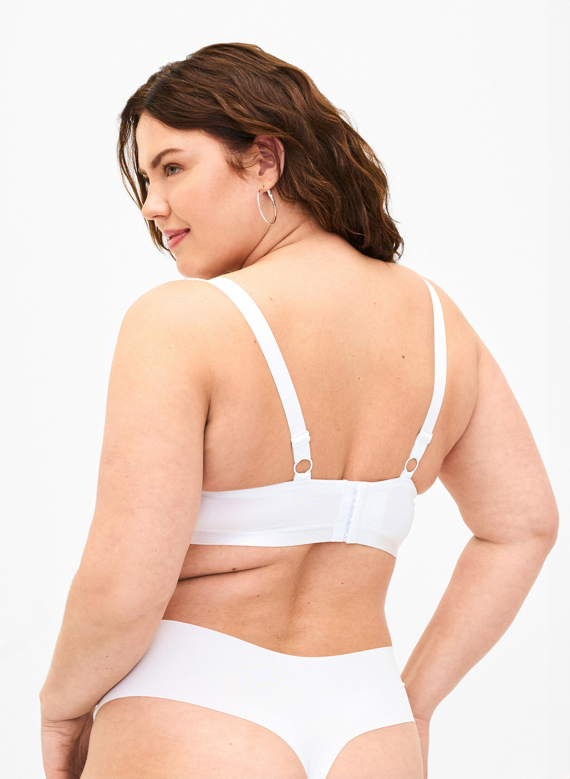 Zizzi Soutien-gorge moul&eacute; avec r&eacute;sille, Blanc, Model image number 1