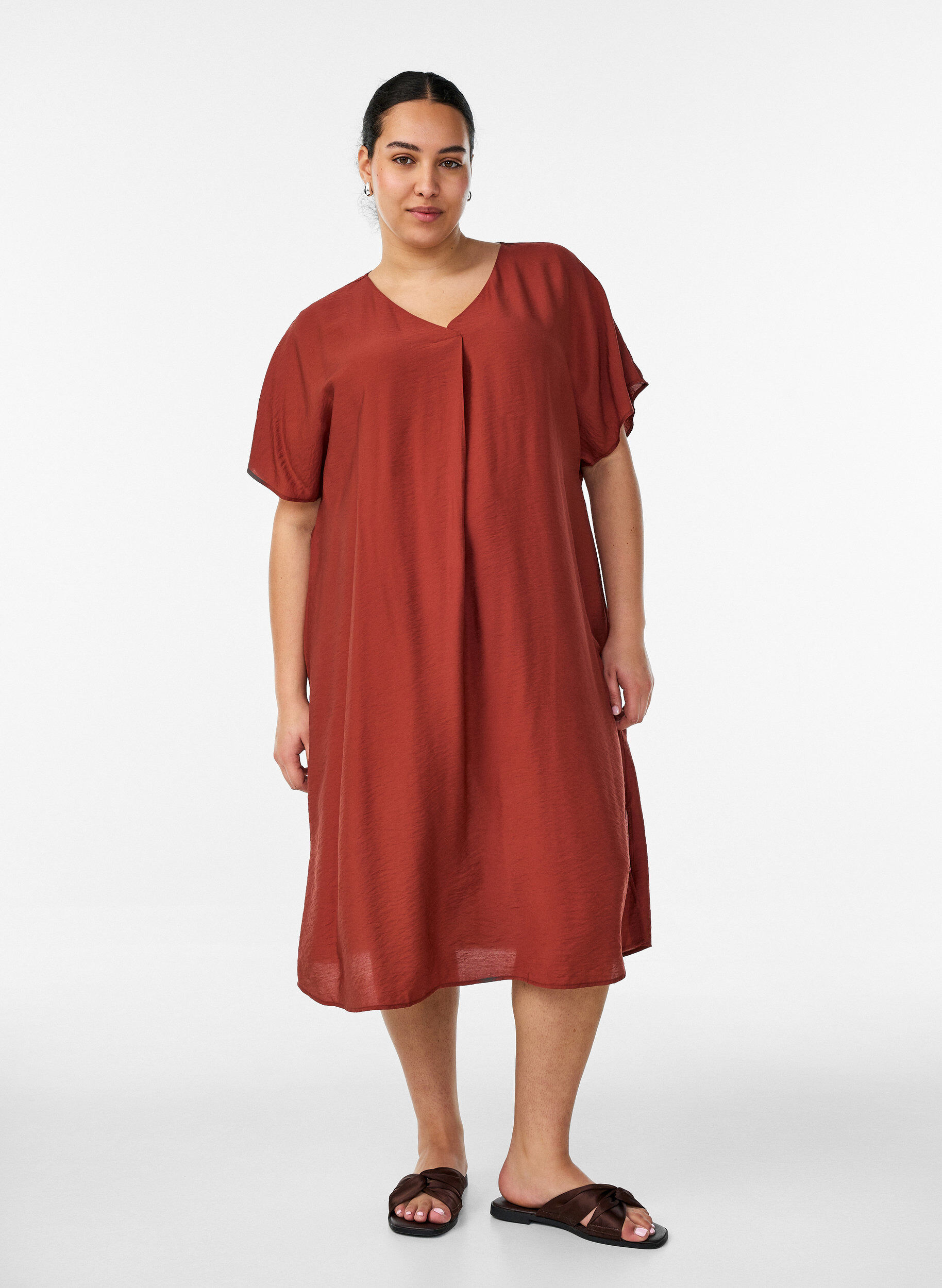 ZizziRobe &agrave; col en V en viscose, Bordeaux, Model image number 0