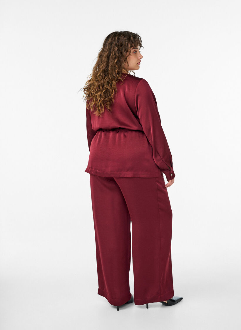 Pantalon effet satin à taille haute et jambes larges, Bordeaux foncé, Model image number 1