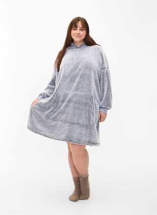 Robe en peluche surdimensionnée avec poche, Grey Melange, Model image number 3