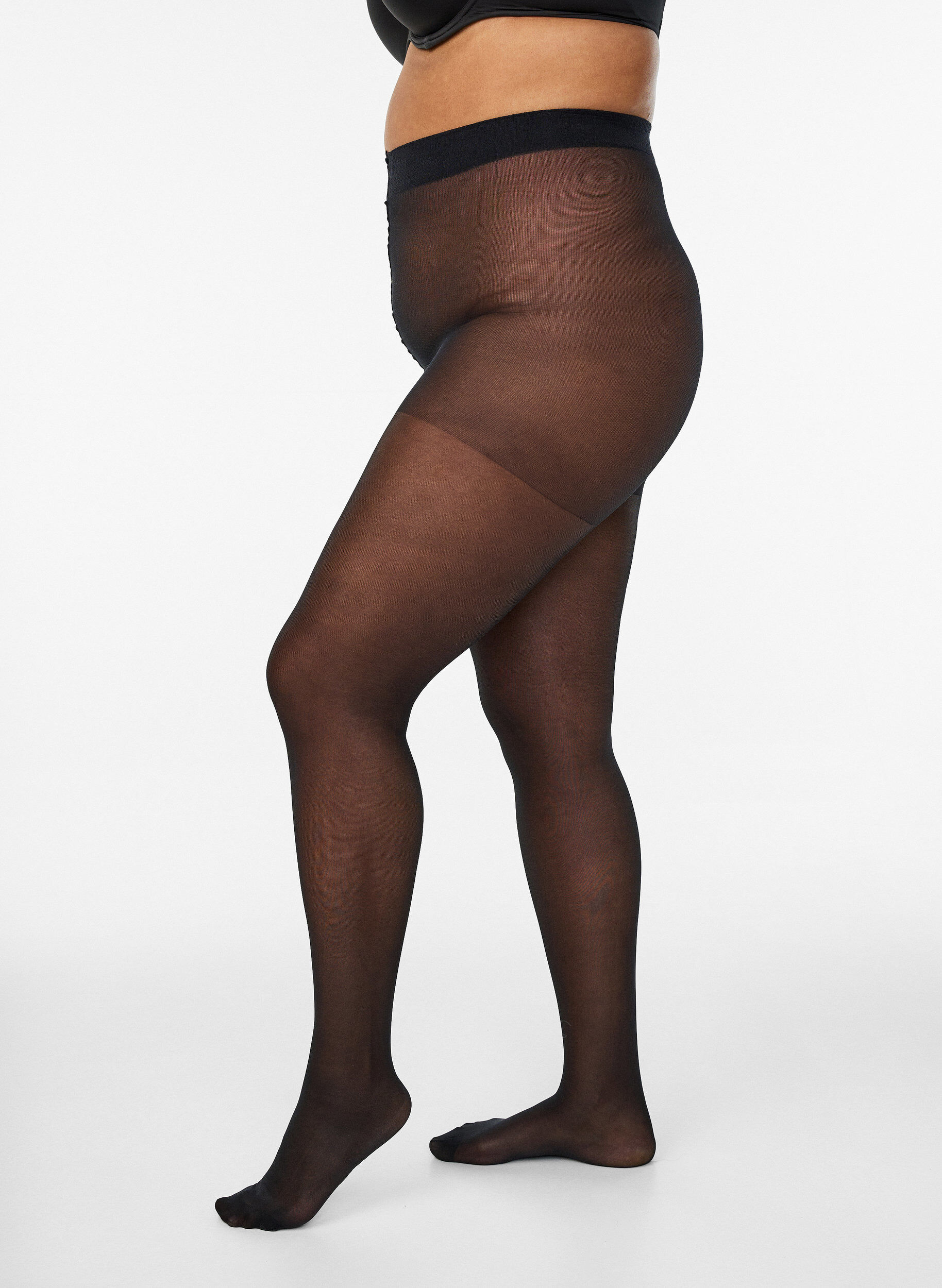 Zizzi Collants 40&nbsp;deniers &agrave; compression l&eacute;g&egrave;re, Noir, Model image number 0