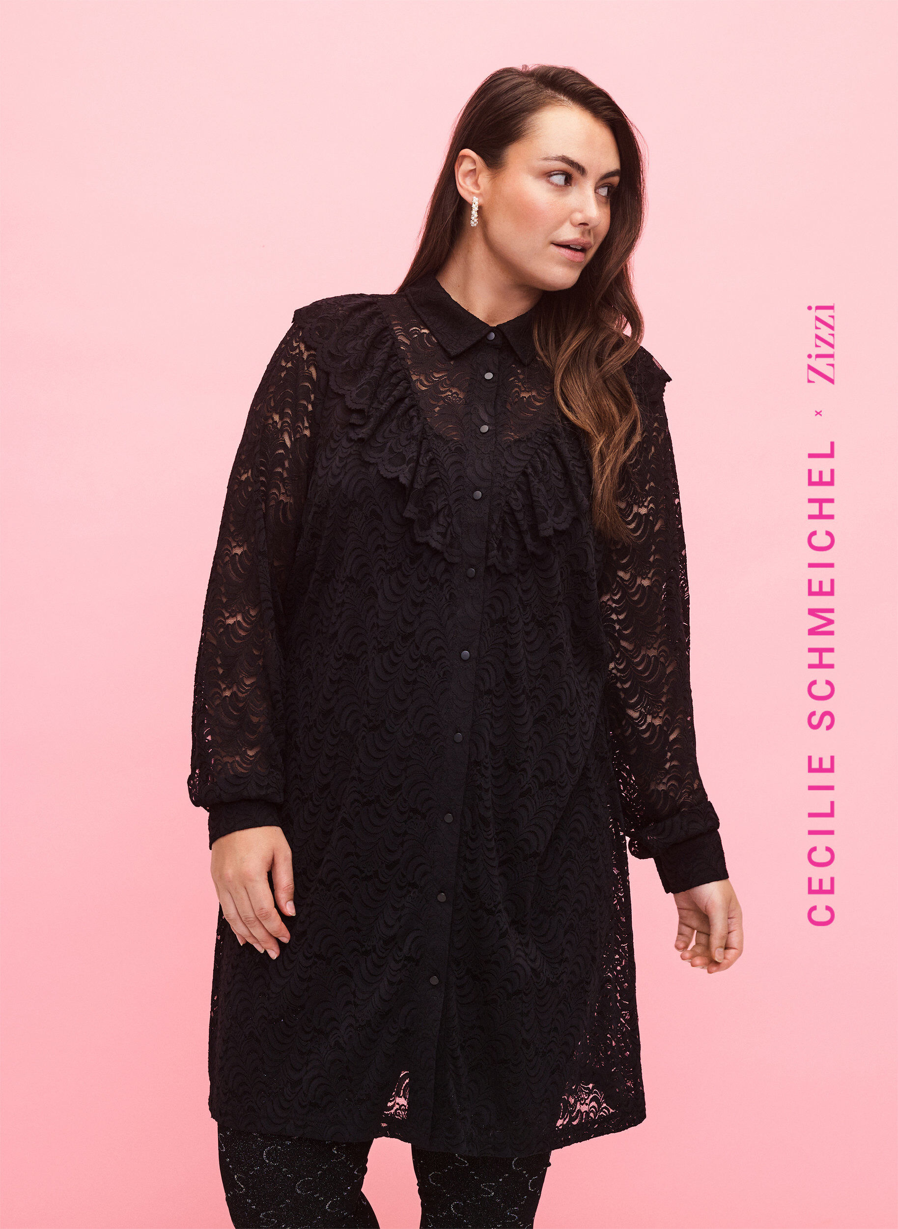 Zizzi Robe chemise en dentelle avec froufrous, Black, Model image number 0