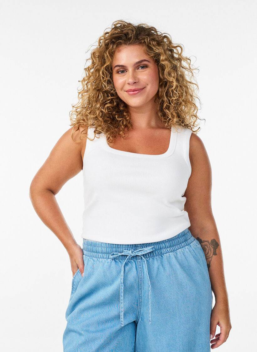 Top c&ocirc;tel&eacute; avec encolure carr&eacute;e, Blanc, Model image number 0