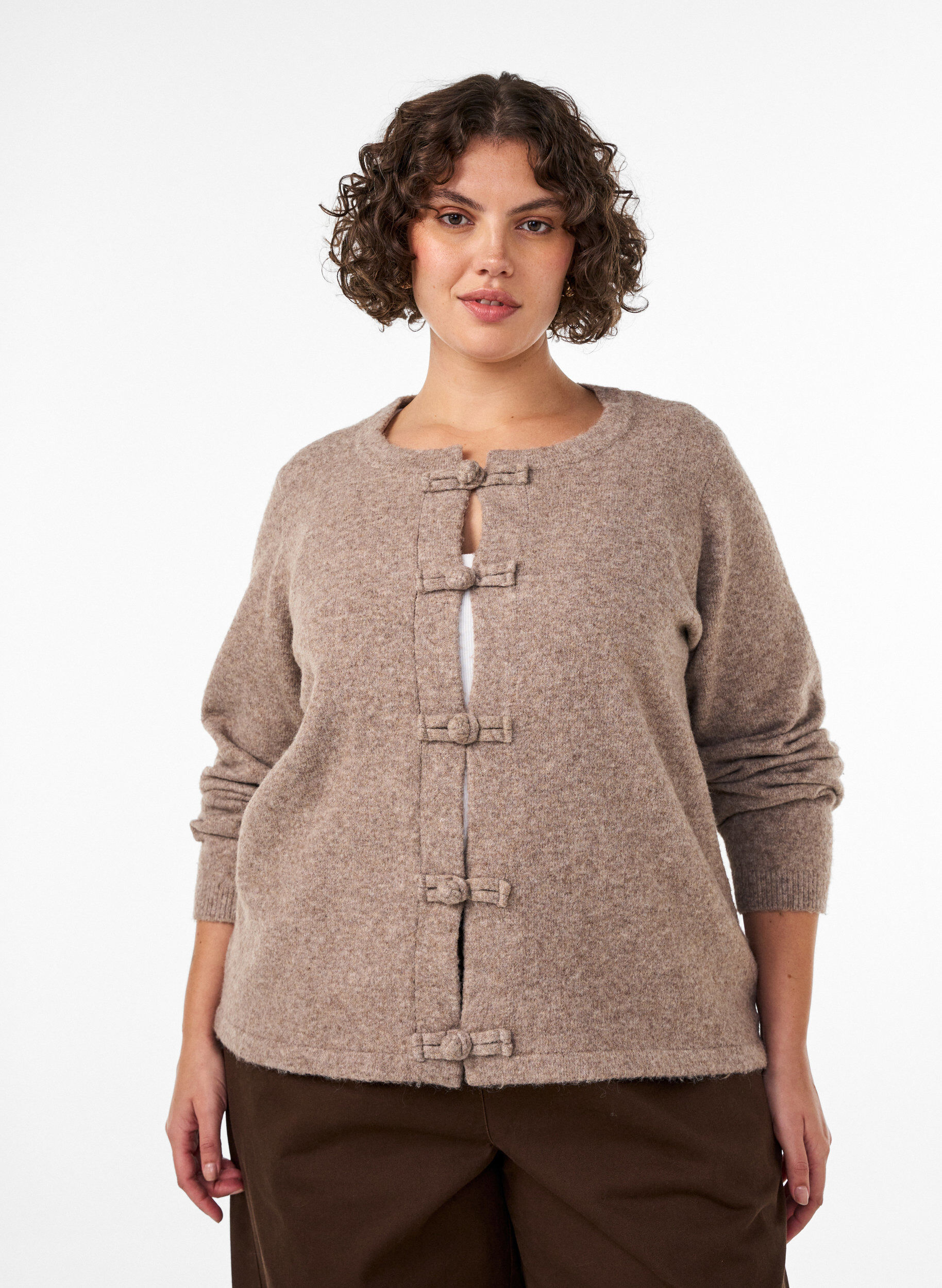 ZizziCardigan avec liens &agrave; nouer, Beige, Model image number 0