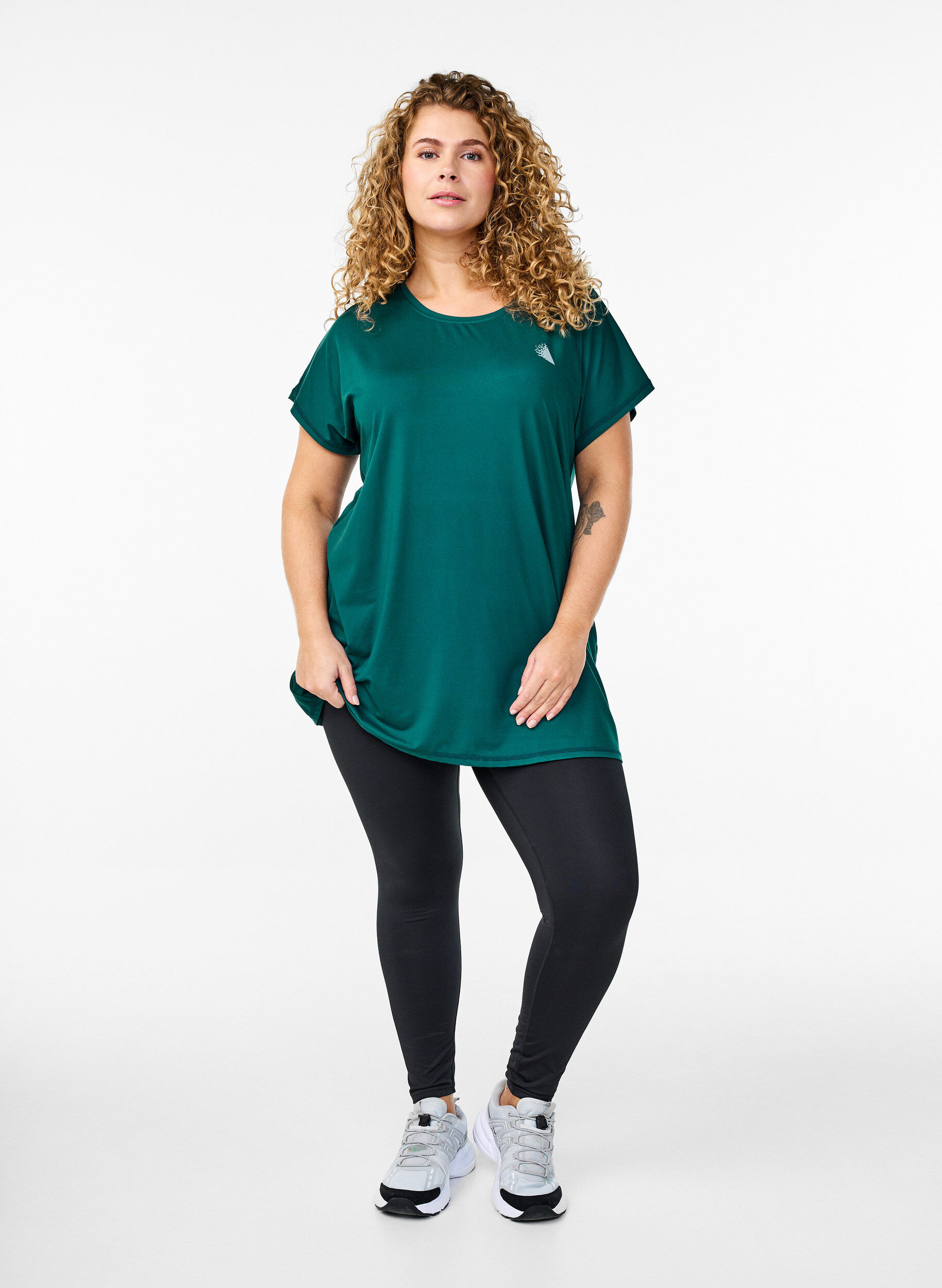 Zizzi T-shirt long de sport, Vert, Model image number 1