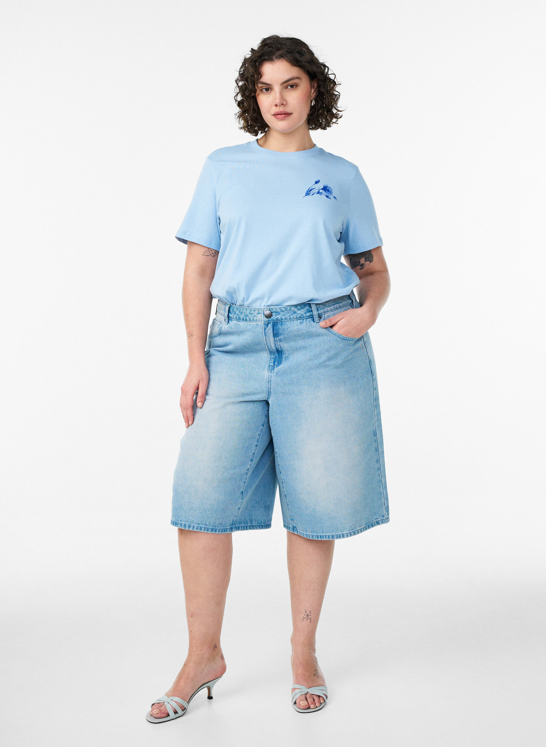 ZizziT-shirt en coton avec imprim&eacute;, Bleu Clair, Model image number 1